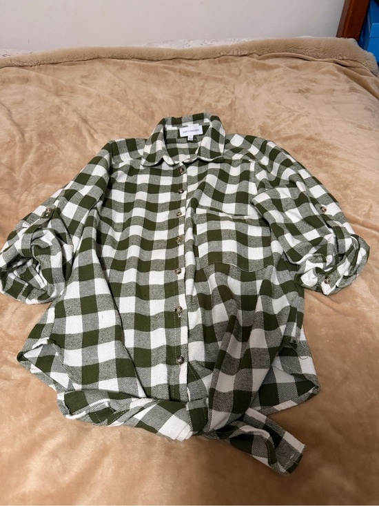 Lost + Wander Tops - Lost + Wander Button-Front Green & White Buffalo Plaid Flannel Shirt Small